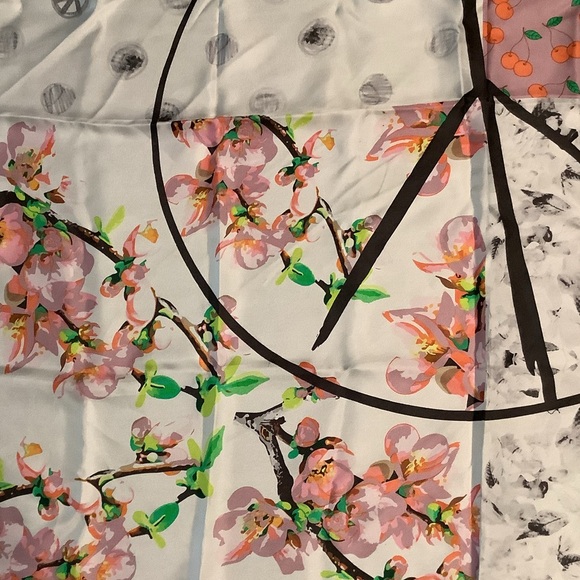 Codello Silk Scarf - Picture 4 of 5